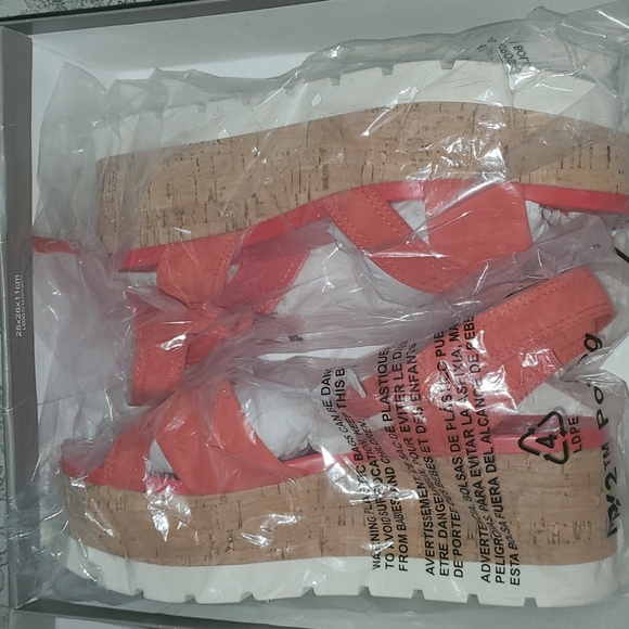 Franco Sarto Wedge Sandals - Picture 2 of 8